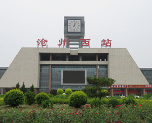 沧州西站高铁站通道广告