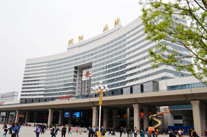 沈阳北站高铁led广告
