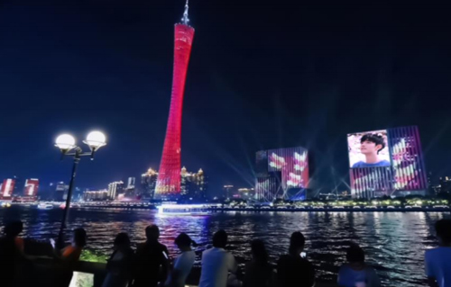 广州珠江之眼灯光秀广告