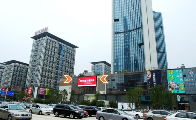 东莞鸿福路海德壹号LED屏
