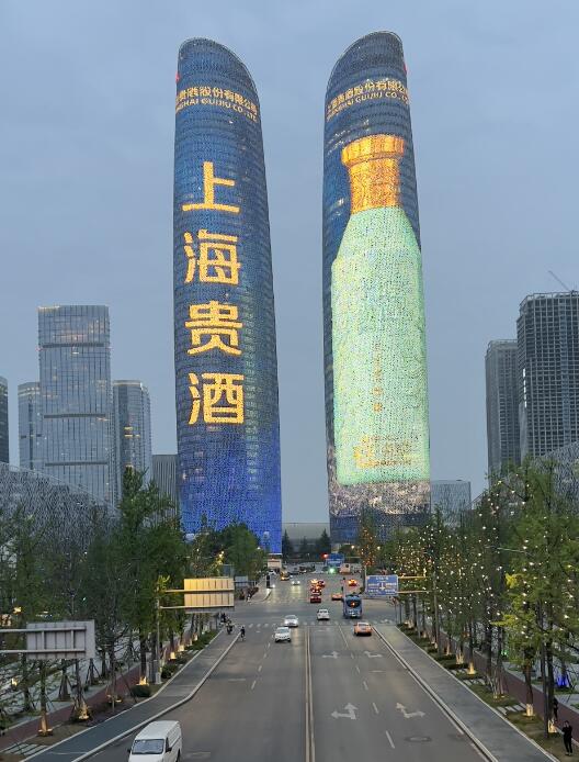 成都双子塔led广告