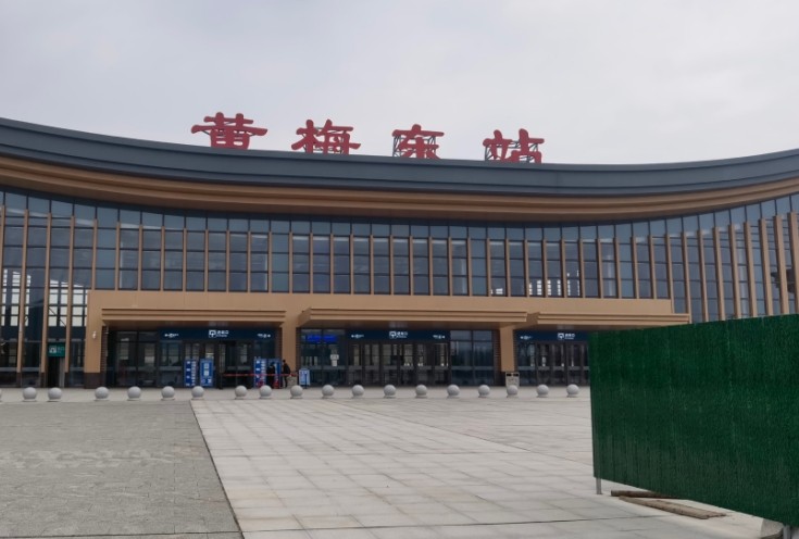 黄梅东高铁站led屏广告